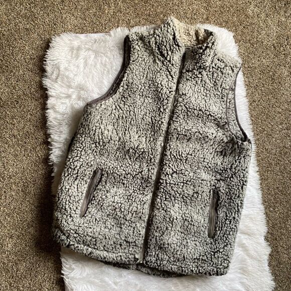 Thread & Supply Sherpa Vest Zip Front Soft Winter Zipped Pockets Women’s Large - Picture 1 of 9